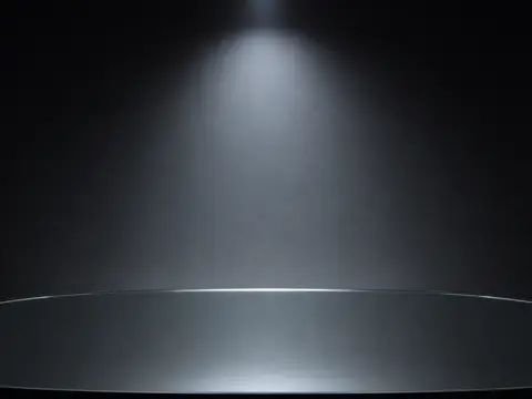 Product staged in the Glass & reflection scene