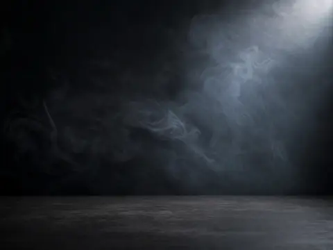 Product staged in the Smoke & haze scene